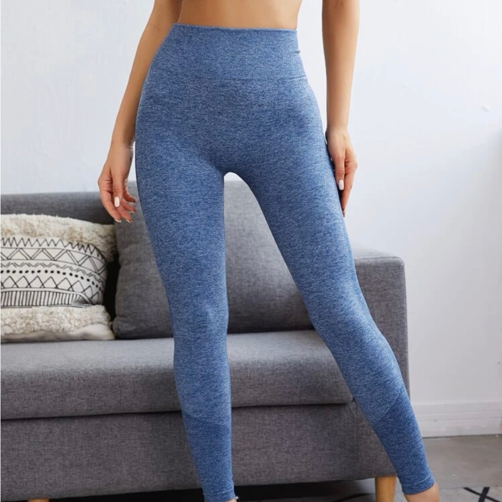 Hip Hugging Leggings